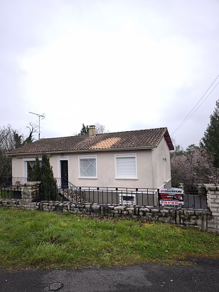Démoussage/Nettoyage - Chantier BS COUVERTURE Ruffec Nettoyage muret ruffec 16700 1 - Démoussage/Nettoyage à Ruffec
